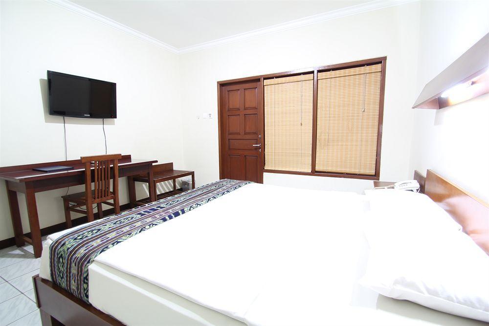 Paradiso Beach Inn Кута Екстер'єр фото