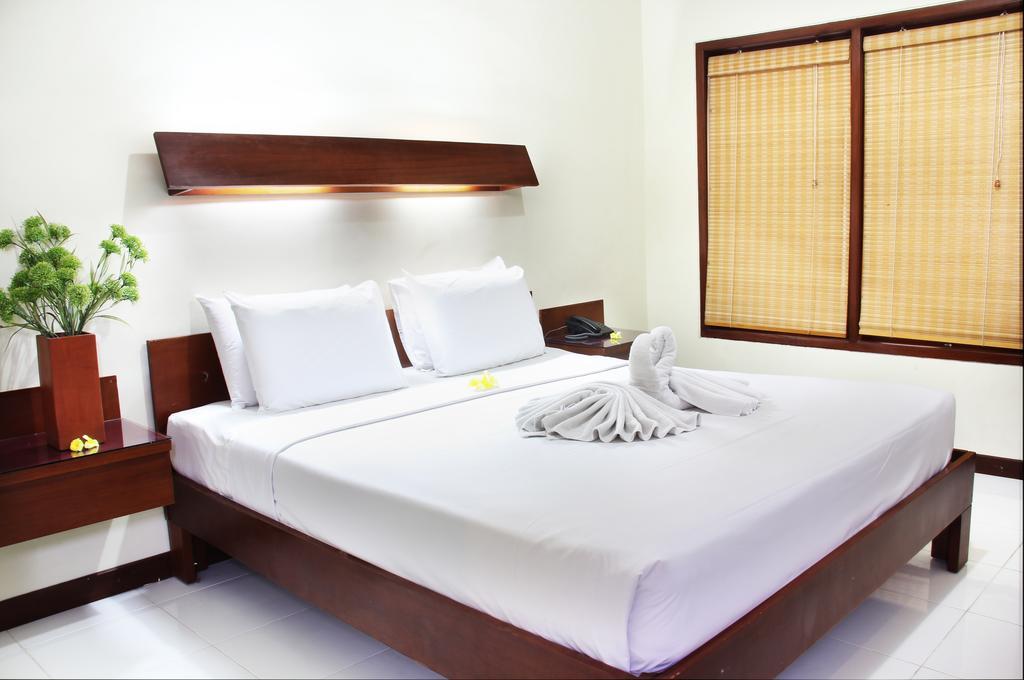 Paradiso Beach Inn Кута Екстер'єр фото