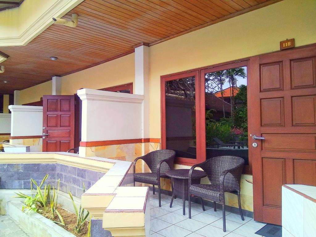 Paradiso Beach Inn Кута Екстер'єр фото